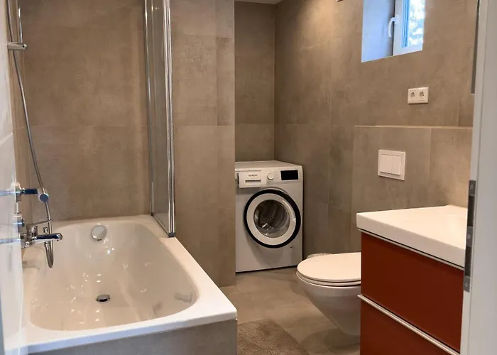 Apartman 4 Rooms, Free Parking, 25 Min To Duesseldorf, 100 Mbps Wlan Duisburg