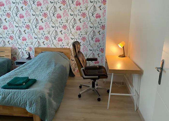 Apartman 4 Rooms, Free Parking, 25 Min To Duesseldorf, 100 Mbps Wlan Duisburg